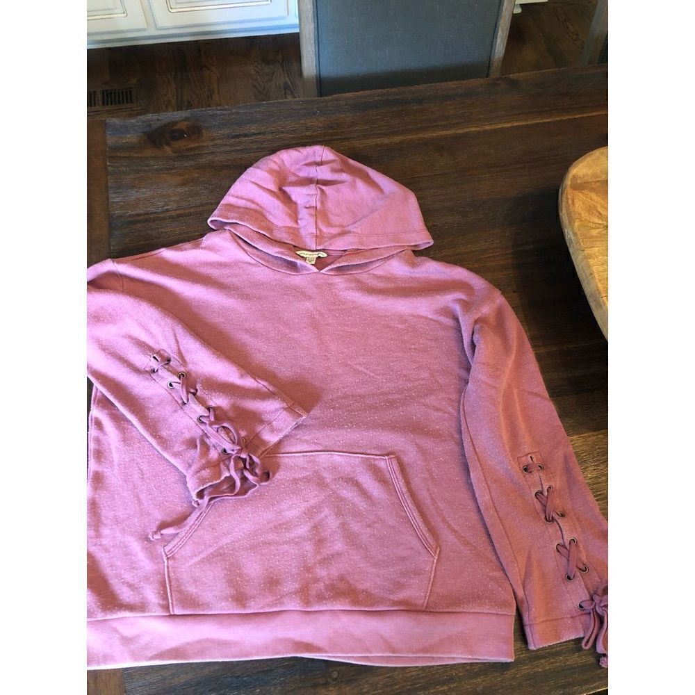 American Eagle lace up sleeve hoodie